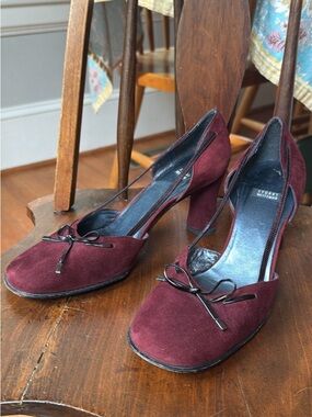 Stuart Weitzman Wine Suede Mid Block Heel Pumps with Bow